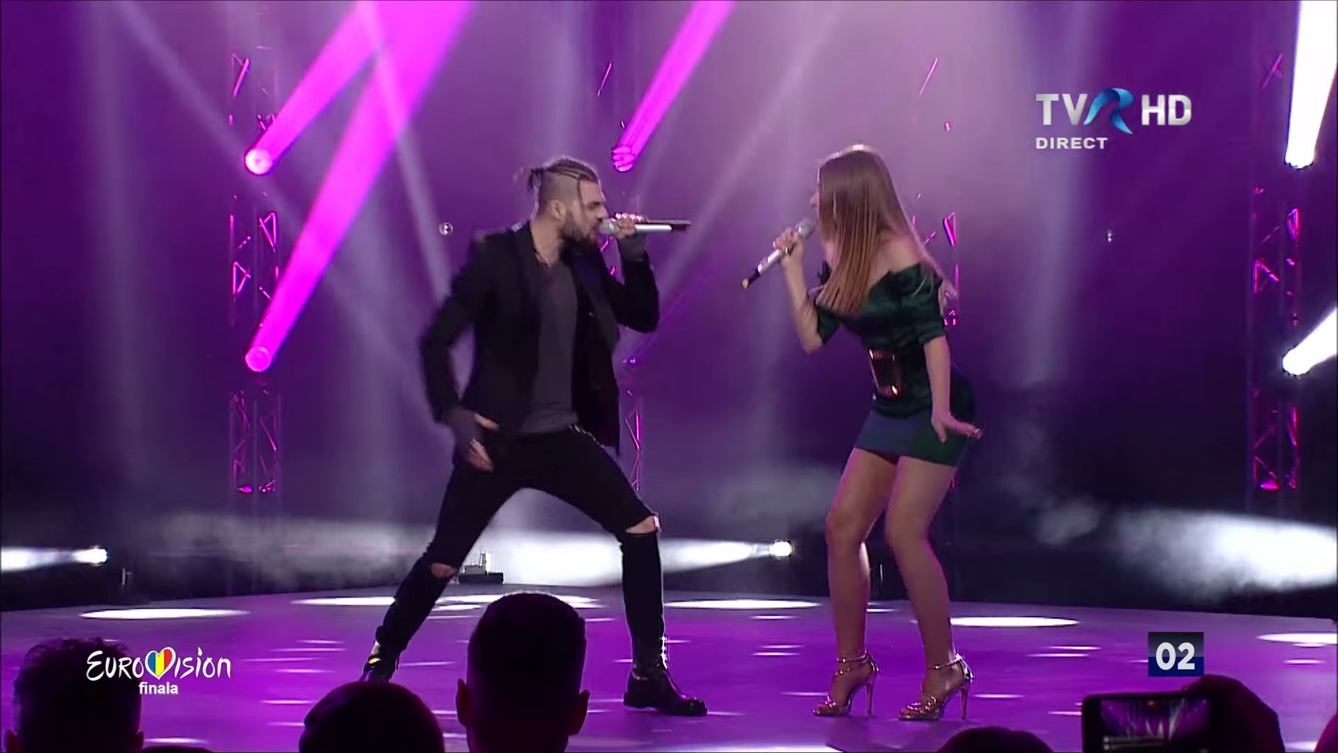 youtu.be-QpFdUoMjf3w